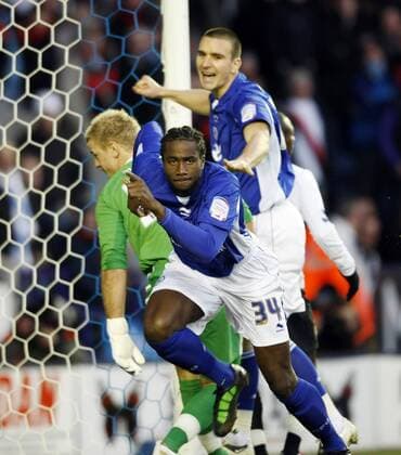 Leicester citys Sol Bamba (C) scores on his debut to make it 1-0 against Manchester City - FA Cup 3rd Round - Leicester City vs. Manchester City - EDITORIAL USE ONLY. No use with unauthorised audio, video, data, fixture lists, club league logos or live services. Online in-match use limited to 120 images, no video emulation. No use in betting, games or single club league player publications.