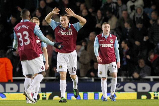 Football - Carling Cup, Semi Final First Leg - West Ham United vs. Birmingham City 2:1 West Ham s Mark Noble (C) celebrates scoring at The Boleyn Ground, Upton Park 