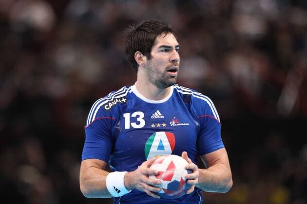 Handball : 24. Tournoi FDJ de Paris - Frankreich (Dunkelblau) vs Argentinien (Weiß) - 08.01.2011 - Nikola Karabatic (Frankreich) xGwendolineLeGoffx 