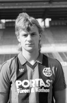 Manfred Binz (Eintracht Frankfurt) Präsentation, Pressetermin, Porträt, Porträttermin