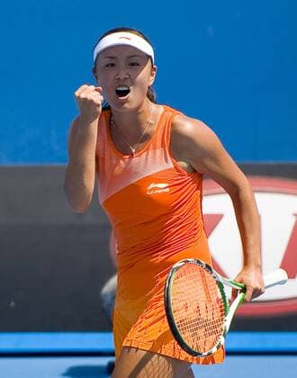 Peng Shuai of China celebrates during the third round match of women s singles at the Australian Open tennis tournament in Melbourne Jan. 22, 2011. Peng Shuai won 2-1 and advanced to the quarterfinal.  o0 Jubel Freude