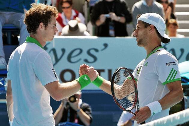 TENNIS - ATP, Australian Open MELBOURNE,AUSTRALIEN,24.JAN.11 - TENNIS - ATP World Tour, Grand Slam, Australian Open 2011. Bild zeigt Andrew Andy Murray (GBR) und Juergen Melzer (AUT). Keyword: Shakehands. 