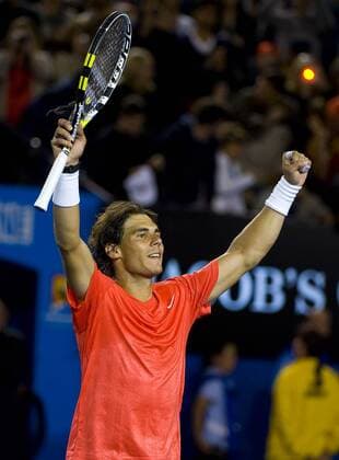 Rafael Nadal of Spain celebrates for victory during the men s singles fourth round match at the 2011 Australian Open tennis tournament in Melbourne -  o0 Freude