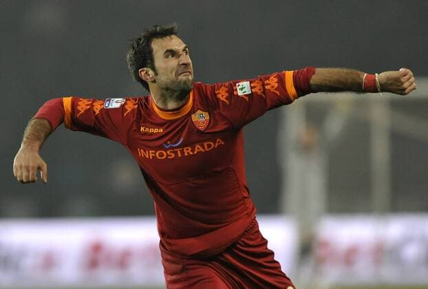 Jubel von Mirko Vucinic (Roma) --- Coppa Italia 2010 2011 - Juventus Turin (weiß) vs AS Roma (rot) 0:2 --- giorgioxperottino o0 Jubel Freude Emotionen