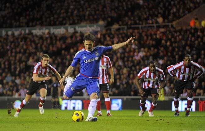Chelsea FC s Frank Lampard scores his side s first goal from a penalty kick. Barclays Premier League AFC Sunderland v Chelsea FC 1st February, 2011 EDITORIAL USE ONLY. No use with unauthorised audio, video, data, fixture lists, club league logos or live services. Online in-match use limited to 120 images, no video emulation. No use in betting, games or single club league player publications.