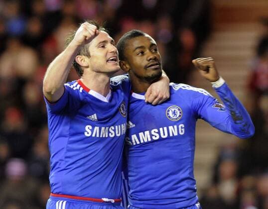 Chelsea FC s Salomon Kalou (R) celebrates scoring his side s second goal with team mate Frank Lampard. Barclays Premier League AFC Sunderland v Chelsea FC 1st February, 2011 EDITORIAL USE ONLY. No use with unauthorised audio, video, data, fixture lists, club league logos or live services. Online in-match use limited to 120 images, no video emulation. No use in betting, games or single club league player publications.