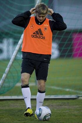 Marcel SCHMELZER, (GER), Einzelaktion mit Ball --- Training der deutschen Nationalmannschaft in der Sportschule Kaiserau