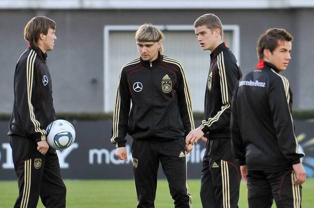 Training Deutsche Nationalmannschaft v.l.n.r.: Kevin Großkreutz ( Deutschland ) - Marcel Schmelzer ( Deutschland ) - Sven Bender ( Deutschland ) - Mario Götze ( Deutschland )