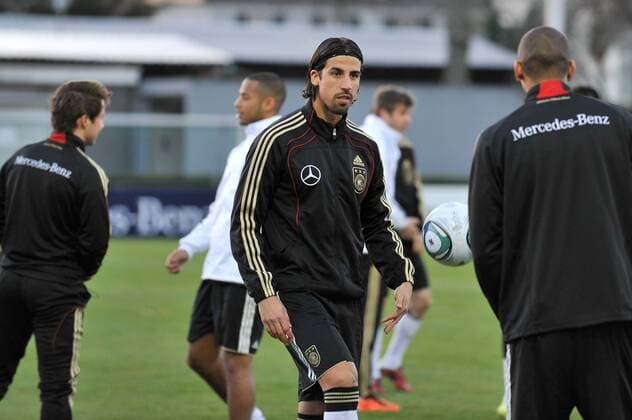 Training Deutsche Nationalmannschaft Sami Khedira ( Deutschland ), mitte