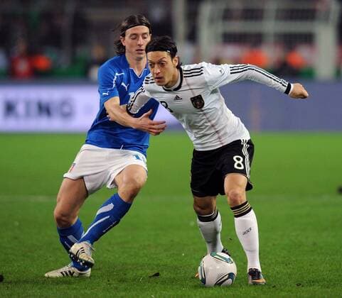 Riccardo MONTOLIVO (ITA, L), Mesut ÖZIL (GER) Dortmund, Germany Vs Italy - Friendly Match NicoloxZangirolami