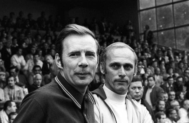 Trainer Dietrich Weise (1. FC Kaiserslautern, li.) und Trainer Udo Lattek (FC Bayern München) Porträt