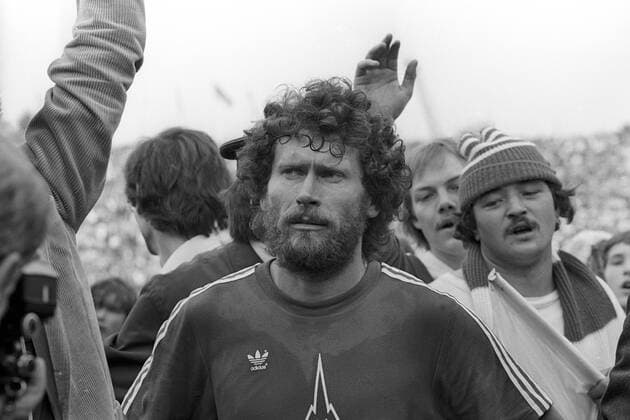 Paul Breitner (FC Bayern München) während der Meisterfeier 1979 1980