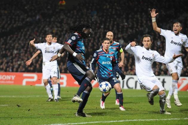 Olympique Lyon (blue) - Real CF Madrid (white), Bafetimbi Gomis (OL)  o0 Tor, Treffer, Gegentor