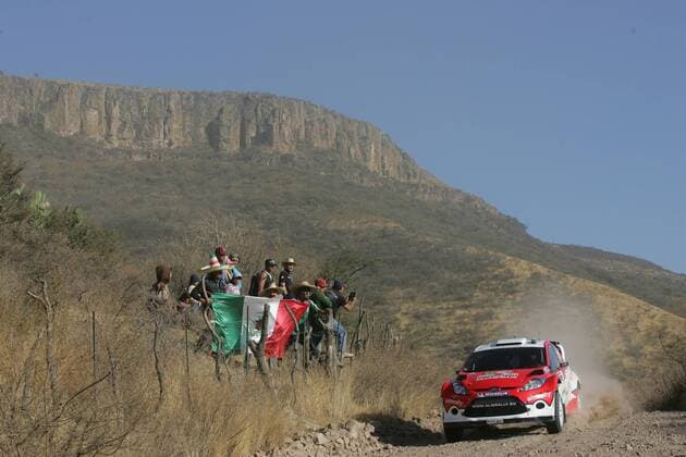 Evgeny Novikov (RUS), Dmitry Chumak (RUS), Ford Fiesta WRC Rally Mexico, Leon 03-06 03 2011 -  o0 Fan, Motorsportfan, Motorsportfans, Publikum Fahne, Landesfahne