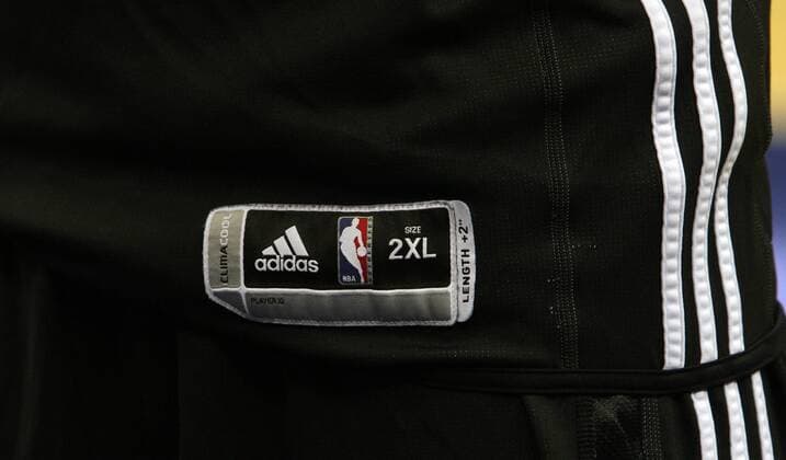 Adidas NBA label Toronto Raptors at 02 Arena London. March 3rd 2011. Pre-game NBA basketball practise session xMartinxSerasxLimax  ActionPlus11146316