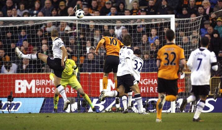 Steven Fletcher (3.L) of Wolverhampton Wanderers scores his side s third goal Barclays Premier League Wolverhampton Wanderers v Tottenham Hotspur 6th March, 2011 EDITORIAL USE ONLY. No use with unauthorised audio, video, data, fixture lists, club league logos or live services. Online in-match use limited to 120 images, no video emulation. No use in betting, games or single club league player publications.