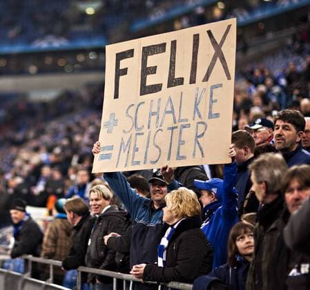Gelsenkirchen, 09.03.2011, Veltins Arena, Fußball Fans sind pro Trainer Felix Magath (S04): Felix plus Schalke gleich Meister - FC Schalke 04 o00 Totale