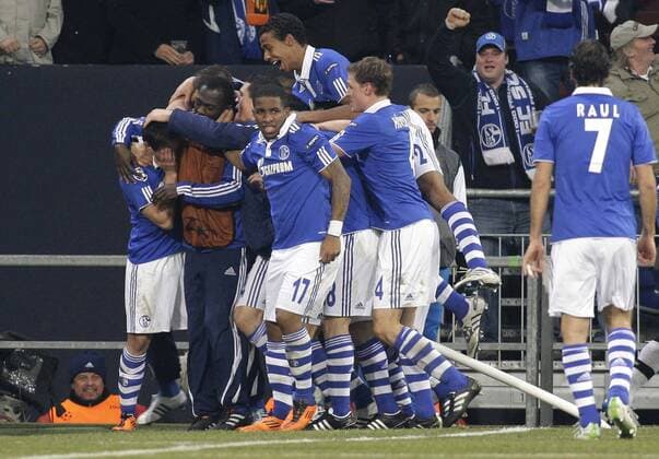 Schalke s Jubilation after the 2:1 during the Champions League match between FC Schalke 04 and FC Valencia, Veltinsarena in Gelsenkirchen on March 09., 2011. Mika