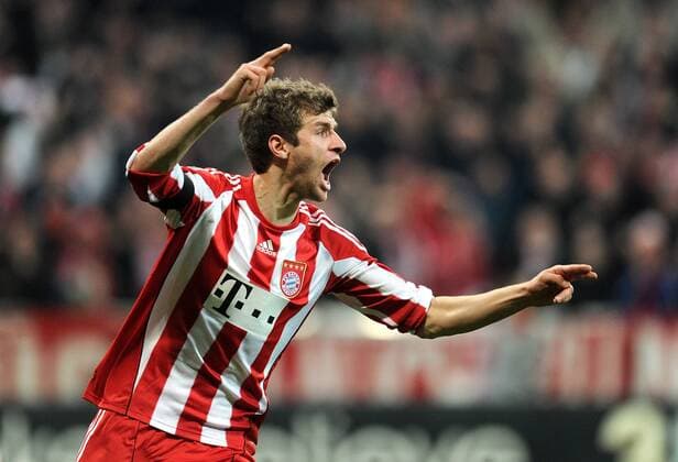 FC Bayern München (rot) - Inter Mailand (blau), Jubel nach dem Tor zum 2:1 Thomas Mueller (FCB) xxNOxMODELxRELEASExx 