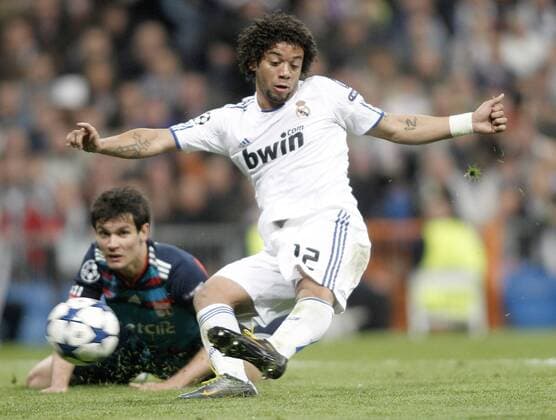 Real Madrid s Marcelo (R) scores  (20114442) o0 Tor Olympique Lyon Einzelbild Freisteller