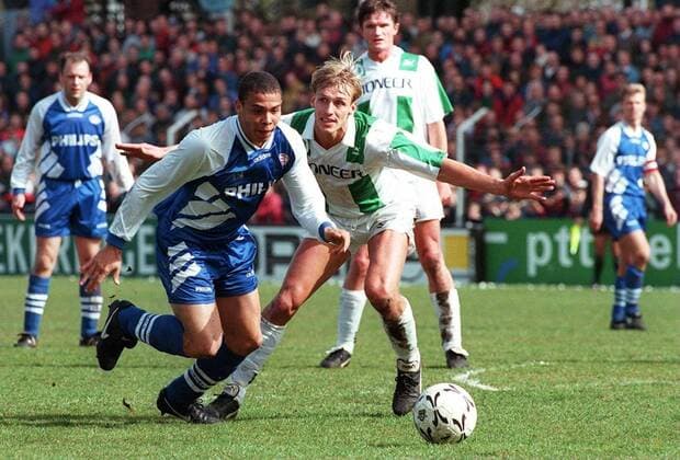 Ronaldo (PSV Eindhoven, L) FC Groningen Eredivisie 1994 1995 xVIxDennisxBeekxIVx 270172