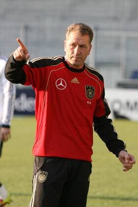 Trainingslager DFB Nationalmannschaft Deutschland in Wiesbaden Torwarttrainer Andreas Köpke - o0 Trainer