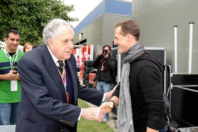 Formel 1 - Grand Prix von Australien - MICHAEL SCHUMACHER (GER, R) - MERCEDES GP - JACK BRABHAM (Australien) - GillesLevent - 
