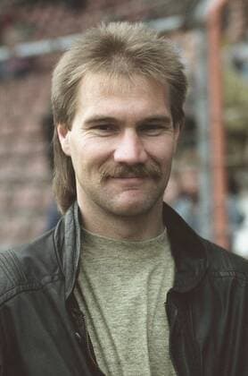 Wolfgang Grobe (Deutschland). 2. BL Nord Saison 1991 1992 Eintracht Braunschweig gegen Hertha BSC Berlin 2:1 am 12.10.1991 im Eintracht Stadion. o0 privat