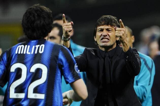 Inter Mailand (blau) - FC Schalke 04 (weiß), Diego Milito und Trainer Leonardo (beide Inter)  o0 Jubel, Freude