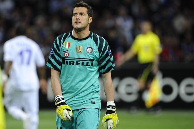 Inter Mailand (blau) - FC Schalke 04 (weiß), Enttäuschung Julio Cesar 