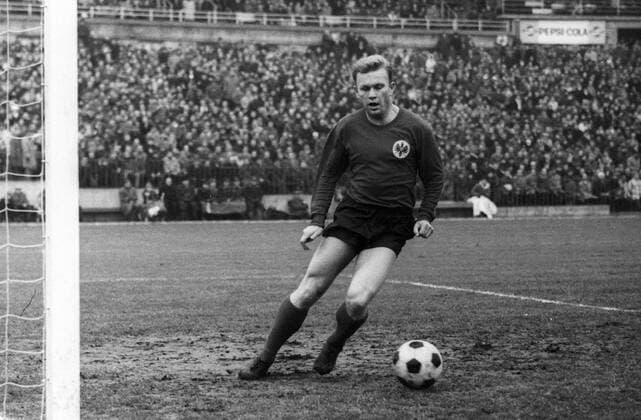 Lothar Schämer (Eintracht Frankfurt) Aktion, Einzelbild
