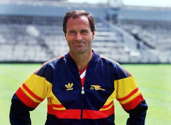 Fußball, Trainerhistorie, FC Arsenal GEORGE GRAHAM (ARSENAL MANAGER). ARSENAL PHOTO CALL. FOOTBALL 1986 7. 