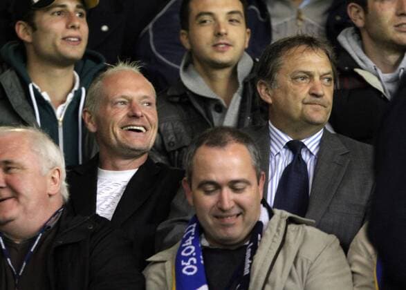 Tottenhams former players Paul Gascoigne (L) and Gary Mabbutt watch on UEFA Champions League quarter final 2nd leg Tottenham Hotspur (white) v Real Madrid (blue) 13th April, 2011 EDITORIAL USE ONLY. No use with unauthorised audio, video, data, fixture lists, club league logos or live services. Online in-match use limited to 120 images, no video emulation. No use in betting, games or single club league player publications. o0 Zuschauer privat