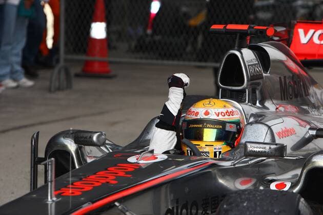 17.04.2011, Lewis Hamilton (GBR), McLaren Mercedes, MP4-26 race winner Chinese Grand Prix, Shanghai, Round 3, 17 Aprile 2011 -  o0 Jubel, Freude Sieg, Sieger