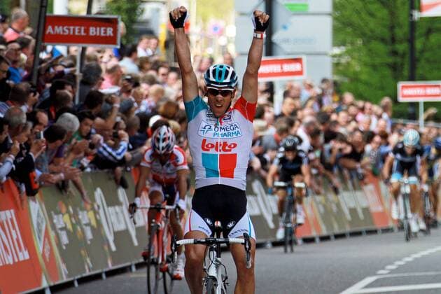 Philippe Gilbert ( BEL Omega Pharma - Lotto ) gewinnt das Amstel Gold Race 2011 überquert die Ziellinie als Erster auf dem Cauberg und wiederholt seinern Vorjahressieg Amstel Gold Race 2011 o0 Sieg, Sieger Jubel, Freude Ziel