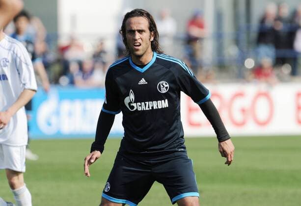 20-04-2011, Fussball, 1. Bundesliga, Saison 2010-2011, Testspiel FC Schalke 04 gegen die 2. Mannschaft auf dem Trainingsgelände, Ali Karimi (Schalke 04)