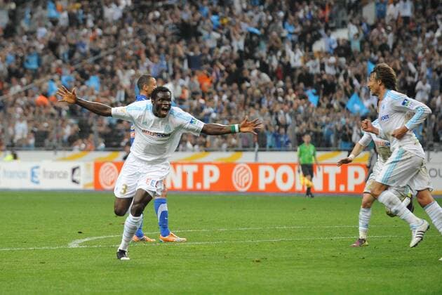 Finale des Coupe de la Ligue - Olympique Marseille (weiß) vs. Montpellier HSC (blau) --- Taye Taiwo (li.)  NLeGouicFEP o0 Jubel Freude Emotionen