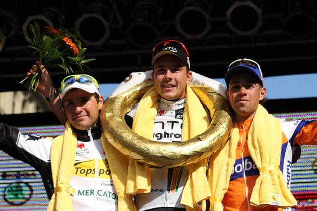 1.5.2011, zum 50. Mal, der Radklassiker Rund um den Finanzplatz Eschborn-Frankfurt Aktion, Siegerehrung, Siegerjubel 1. Platz John DEGENKOLB GER (HTC Highroad) 4:50.49 41,571 km h
