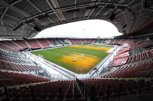 DSB Stadion Heimspielstätte des AZ Alkmaar 2009 2010 xVIxAZxMediaxIVx 291128