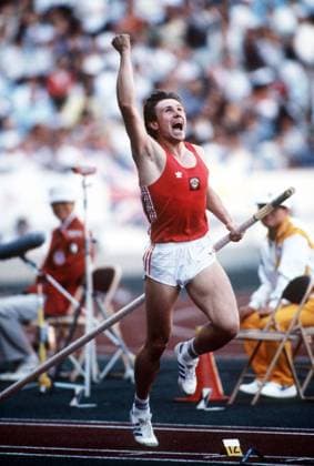 Athletics - Pole Vault Sergey Bubka (URS) celebrates winning the Pole Vault. Pole Vault Final. Seoul Olympics 28 09 1988.  o0 Leichtathletik o0 Stabhochsprung