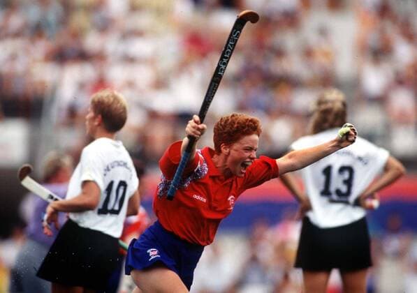 Jane Sixsmith (GBR) celebrates her goal. Great Britain v Germany. Ladies Hockey. Barcelona Olympics 1992. 4 8 92.  o0 Feldhockey Länderspiel Nationalmannschaft