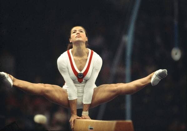 Ludmila Tourischeva (USSR) Munich Olympics 1972. Womens Gymnastics.  o0 Turnen Kunstturnen