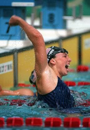 AMY VAN DYKEN (USA), WINS GOLD IN 50m FREESTYLE. GEORGIA TECH, 26 7 1996. ATLANTA OLYMPICS 1996.  o0 Schwimmen