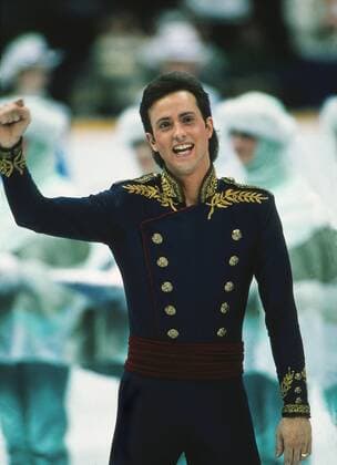 OLYMPIC LEGENDS: Brian Boitano Presentation ceremony : Brian Boitano (USA) gold medal. Mens Figure skating Winter Olympics 1988 Calgary  o0 Olympiasieg Sieg o0 Eiskunstlauf