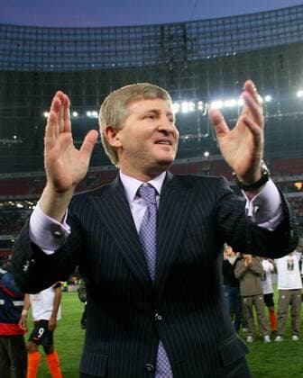President Rinat Akhmetov - FC Shakhtar Donetsk - Premyer Liga winner 2010 2011 secures Ukraine football championship after defeating 2:0 FR Metallurg in Donieck on 7th May 2011.  o0 Funktionär,