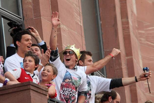 Lewis Holtby (1. FSV Mainz 05, Mitte) jubelt
