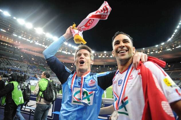 Finale Coupe de France: OSC Lille, 14.05.2011; OSC Lille feiert den Gewinn des Coupe de France 2010 2011 - Adil Rami (re.) und Mickael Landreau (beide Lille) - xNxLeGouicxFEPx  o0 Jubel, Freude Sieger
