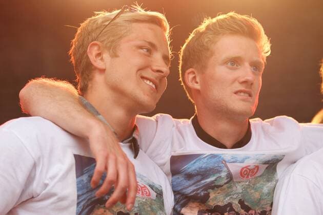 LEWIS HOLTBY, ANDRE SCHUERRLE - FSV MAINZ 05 FEIERT DEN EUROPAPOKALEINZUG 2011 AUF DEM THEATERPLATZ MAINZ 14.5.2011
