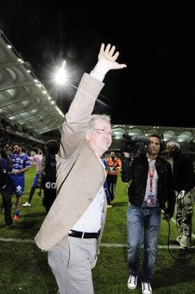 Stade Reims vs Evian Thonon Gaillard (TG FC) - Ligue 2 - 20.05.2011 - Evian Thonon Gaillard feiert den Aufstieg: Franck Riboud (FRA, CEO des Sponsors Danone) - JBAutissier 