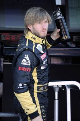Nick HEIDFELD (GER) Lotus Renault GP,Aktion,Einzelaktion,Einzelbild,angeschnittenes Einzelmotiv,Halbfigur,halbe Figur. Qualifying,21.05.2011. Formel 1:GP von Spanien Circuit de Catalunya,Saison2011,